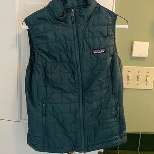Patagonia Green Quilted Vest